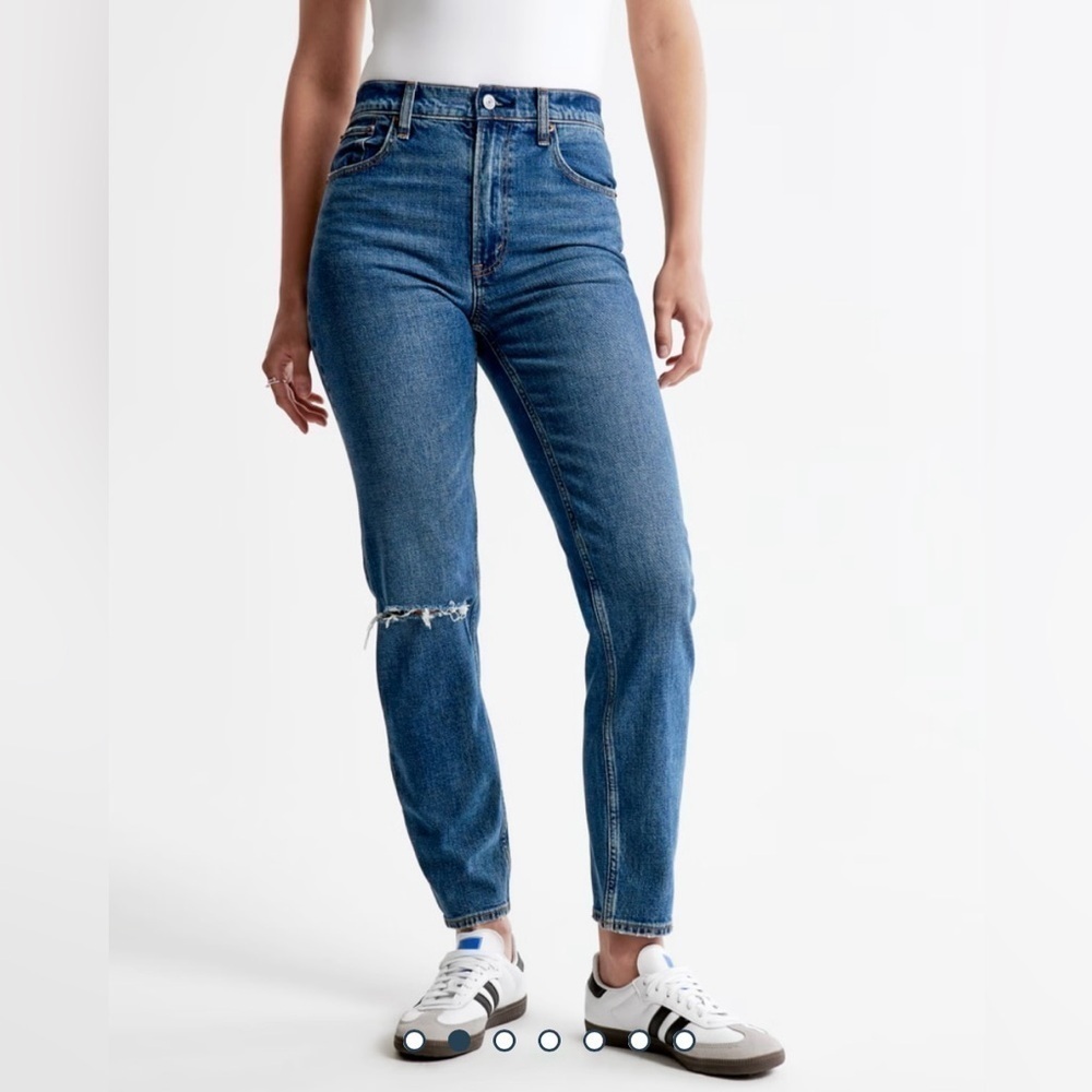 Abercrombie & Fitch Curve Love The Mom High Rise Women’s Blue Jeans 29L